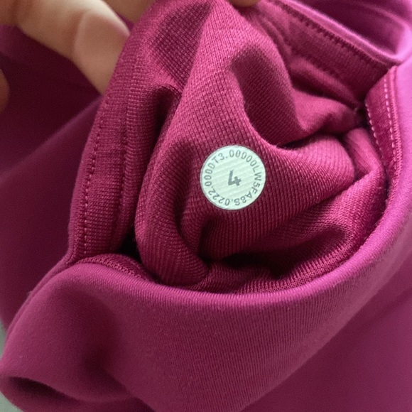 Lululemon SenseKnit Leggings NWOT - Picture 5 of 6